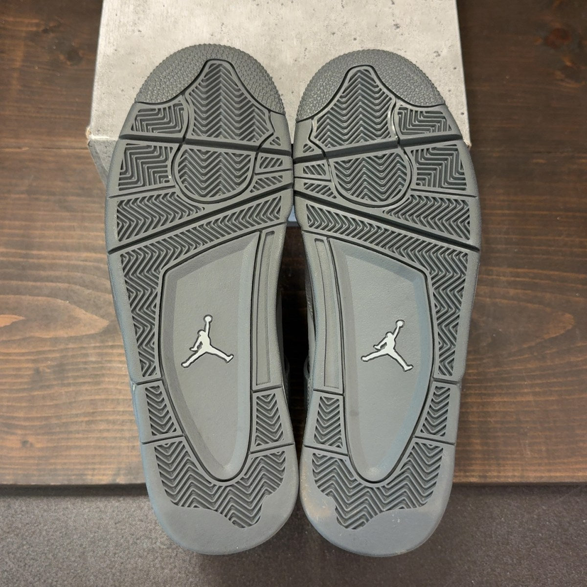 Jordan 4 Retro SE Paris Olympics Wet Cement - Image 9
