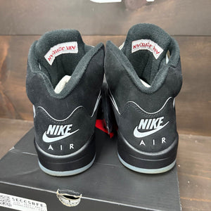 Jordan 5 Retro OG Black Metallic Reimagined Size 10 (Pre-Owned) - sole