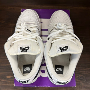 Nike SB Dunk Low Pro White Gum - Image 4