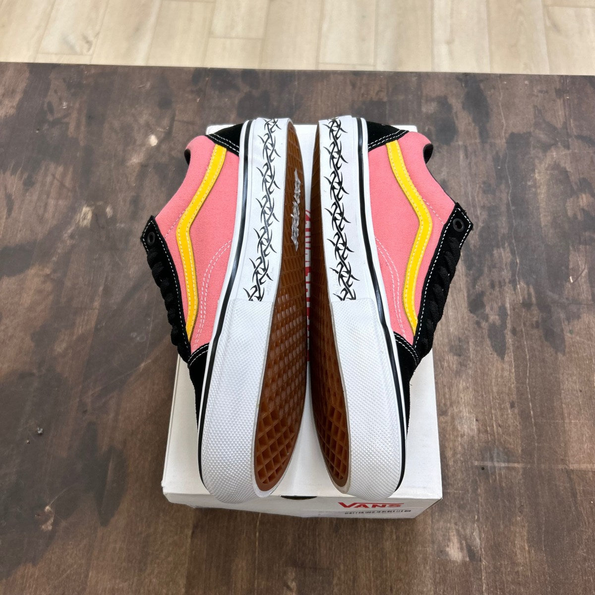 Vans Skate Old Skool Supreme Tribal Barbed Wire Pink - Image 3
