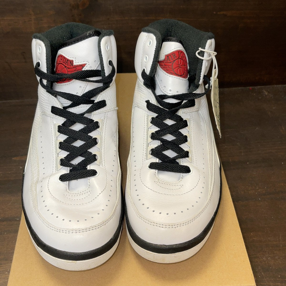 Jordan 2 Retro OG Chicago (2022) (Women's) Size 8.5W (Pre-Owned) - Image 3