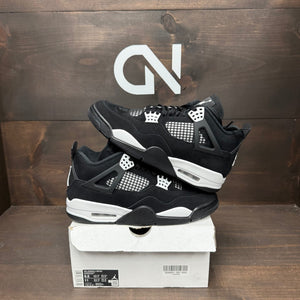 Jordan 4 Retro White Thunder Size 9.5 (Pre-Owned) - Image 1