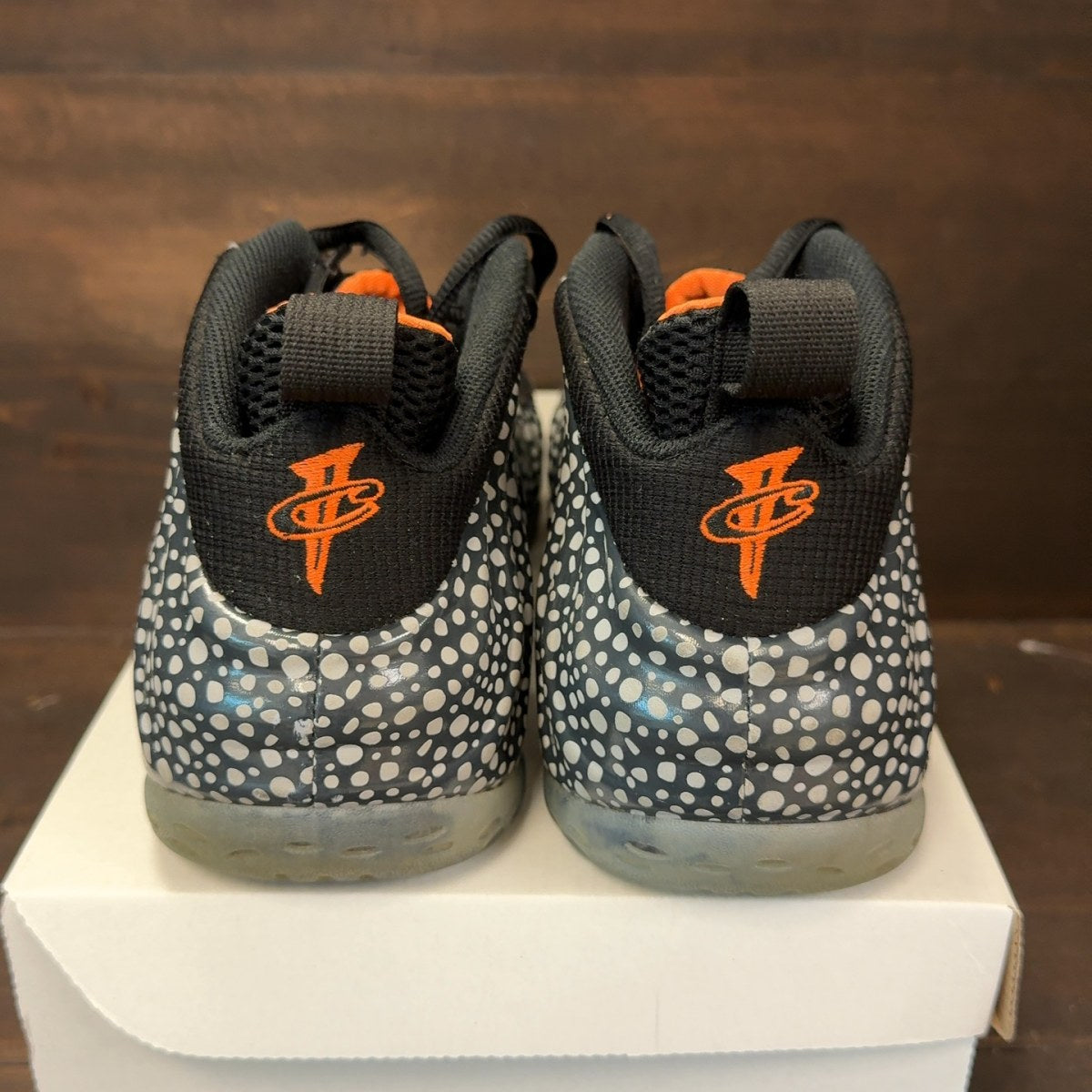 Nike Air Foamposite One Safari Size 9.5 (Pre-Owned) - Image 5