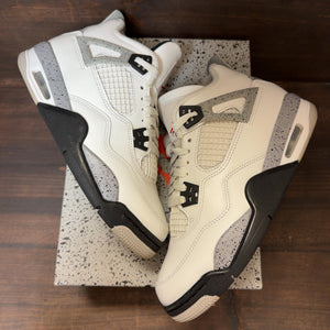Jordan 4 Retro White Cement (2025) (GS) Size 7Y (Pre-Owned)