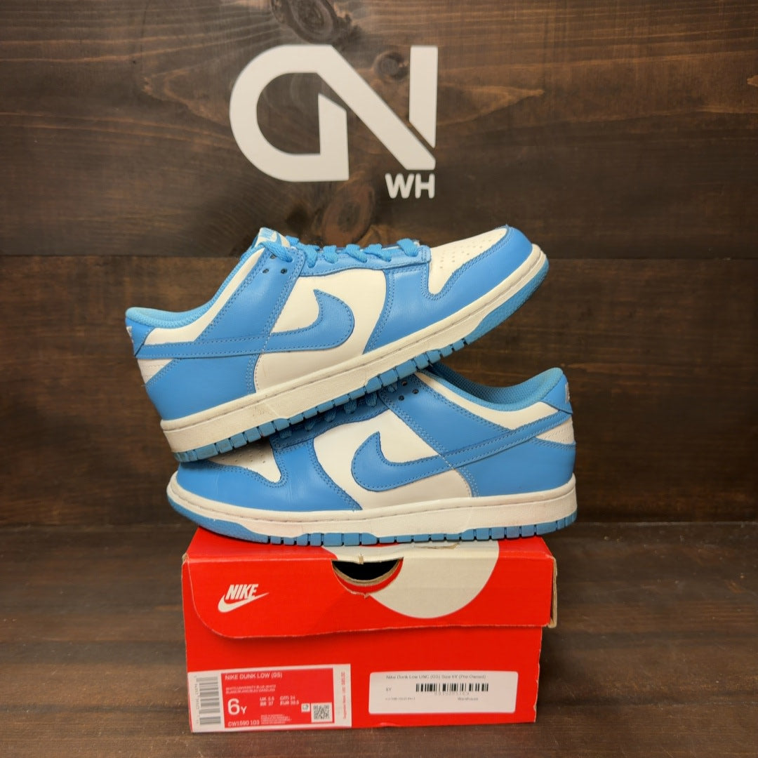 Nike Dunk Low UNC (GS) - Image 1