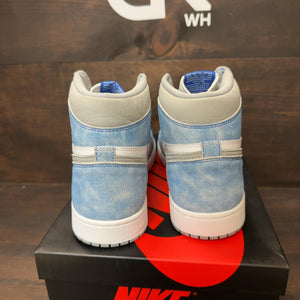 Jordan 1 Retro High OG Hyper Royal - Image 4