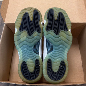 Jordan 11 Retro Legend Blue (2014) (GS) Size 7Y (Pre-Owned) - Image 5