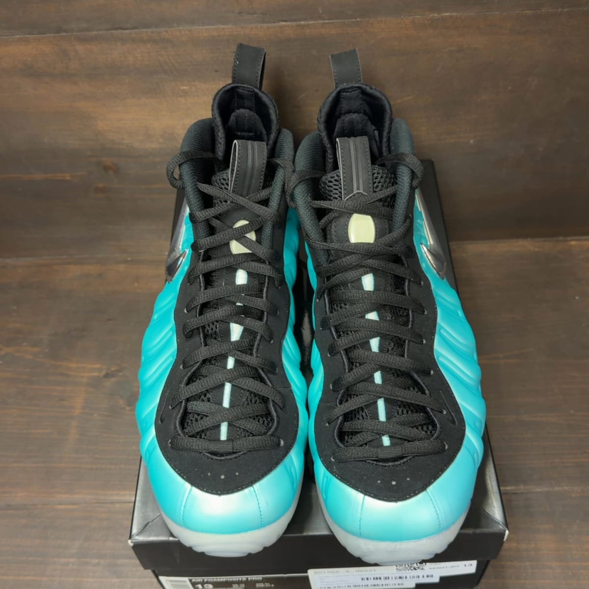 Air Nike Foamposite Pro Island Green Size 13 (Pre-Owned) - tag