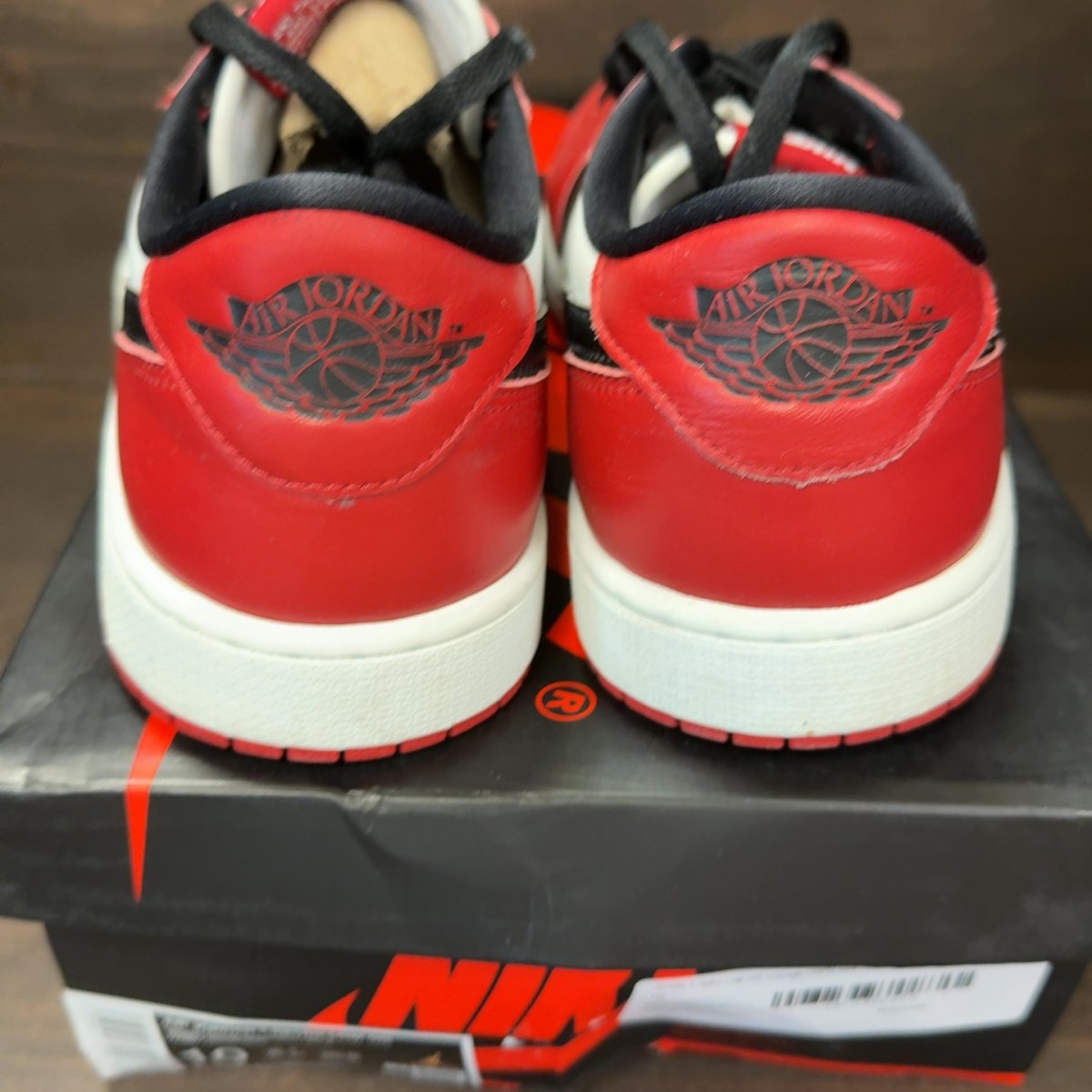 Jordan 1 Retro Low OG Chicago (2025) - Image 5