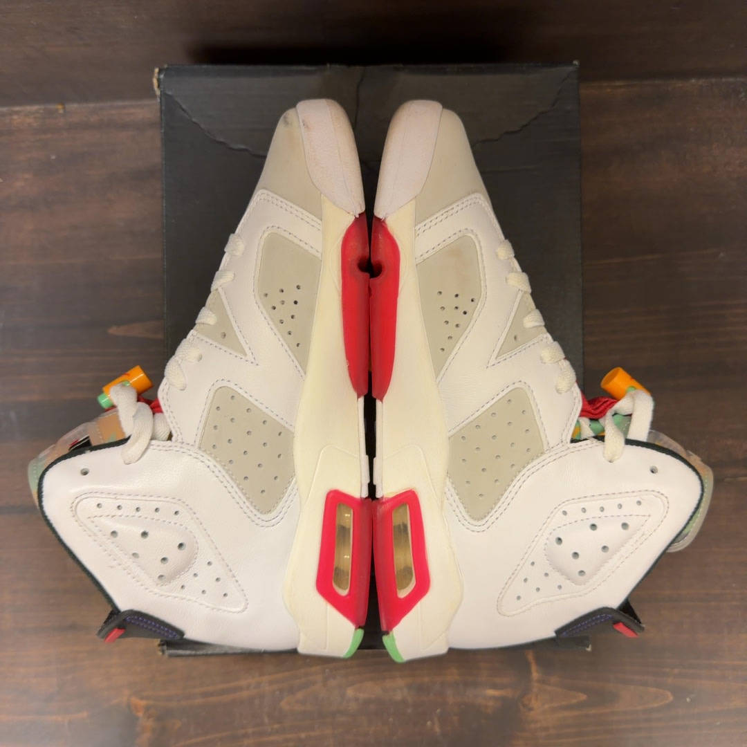 Jordan 6 Retro Hare (GS) Size 5.5Y (Pre-Owned)