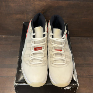 Jordan 11 Retro Platinum Tint Size 11 (Pre-Owned) - tag