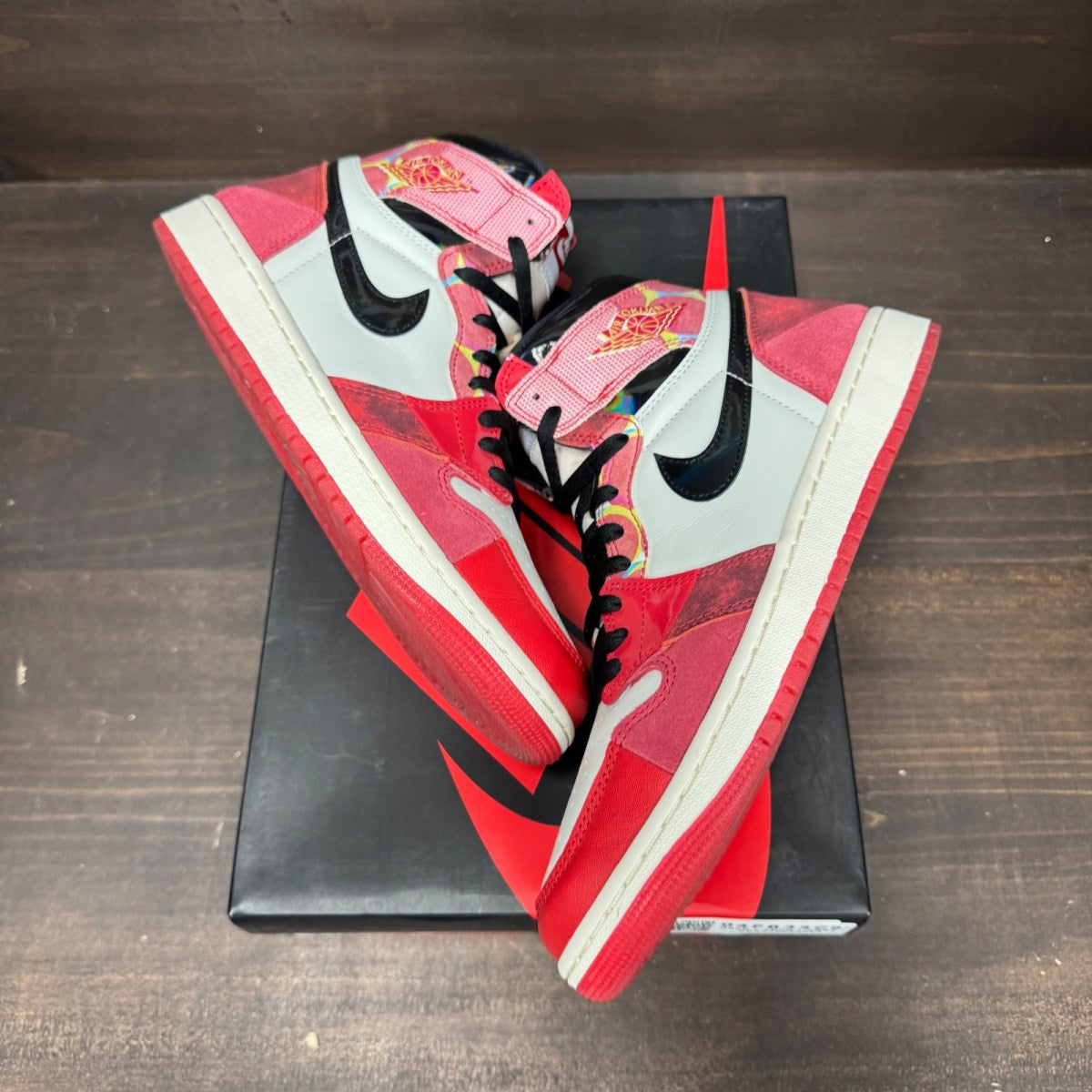 Jordan 1 Retro High OG Spider-Man Across the Spider-Verse - Image 2