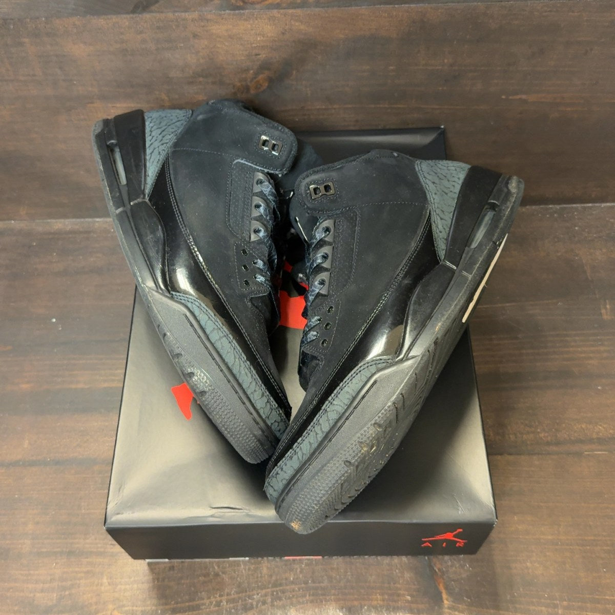 Jordan 3 Retro Black Cat (2025) Size 13 (Pre-Owned)