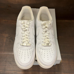 Nike Air Force 1 Low '07 White Size 9 (Pre-Owned) - tag