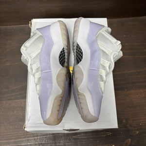 Jordan 11 Retro Low Pure Violet (Women's) Size 7W (Pre-Owned) - tag