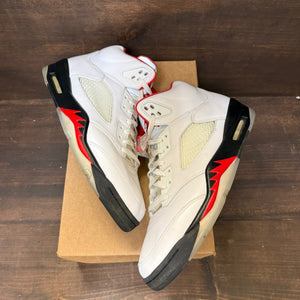Jordan 5 Retro Fire Red Silver Tongue (2020) Size 10 (Pre-Owned) - Image 2