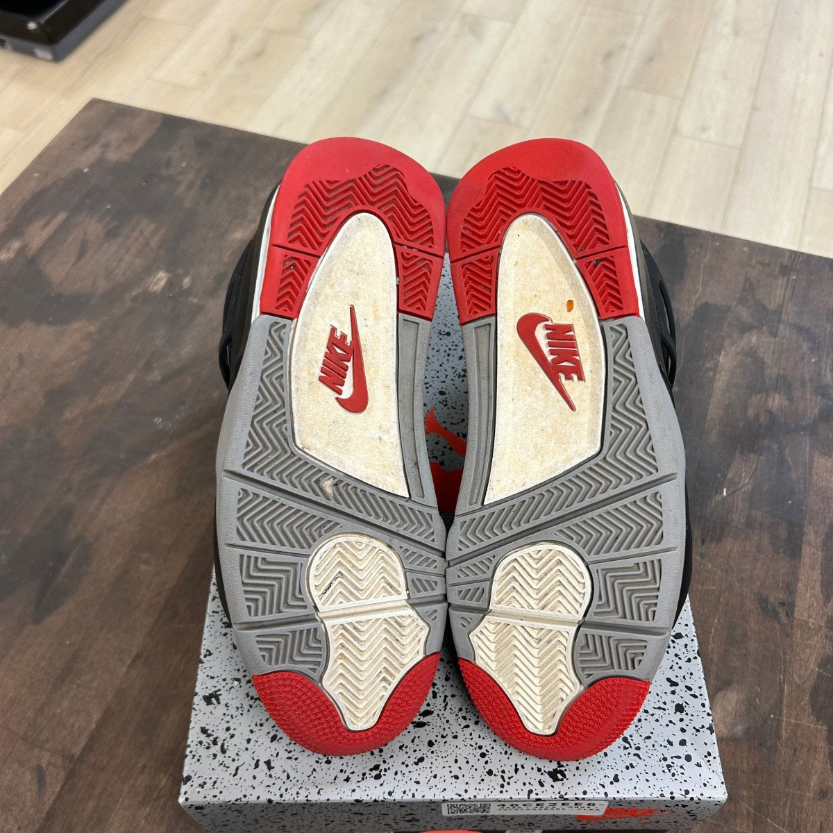 Jordan 4 Retro Bred Reimagined Size 8 (Pre-Owned)