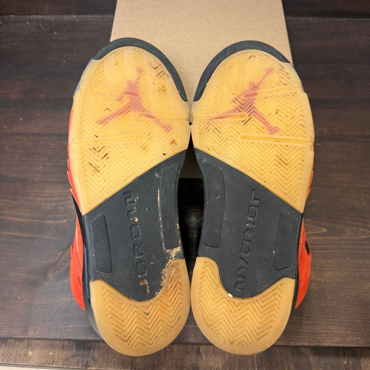 Jordan 5 Retro Dunk on Mars (Women's) Size 11W (Pre-Owned) - Image 5