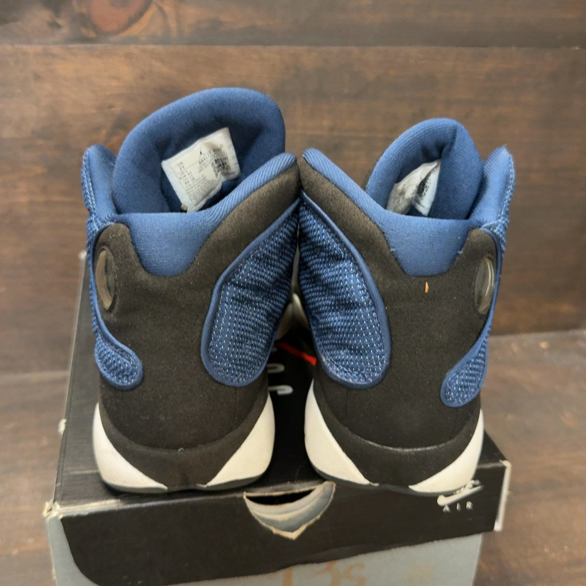 Jordan 13 Retro Brave Blue (2022) (GS) Size 7Y (Pre-Owned) - Image 5