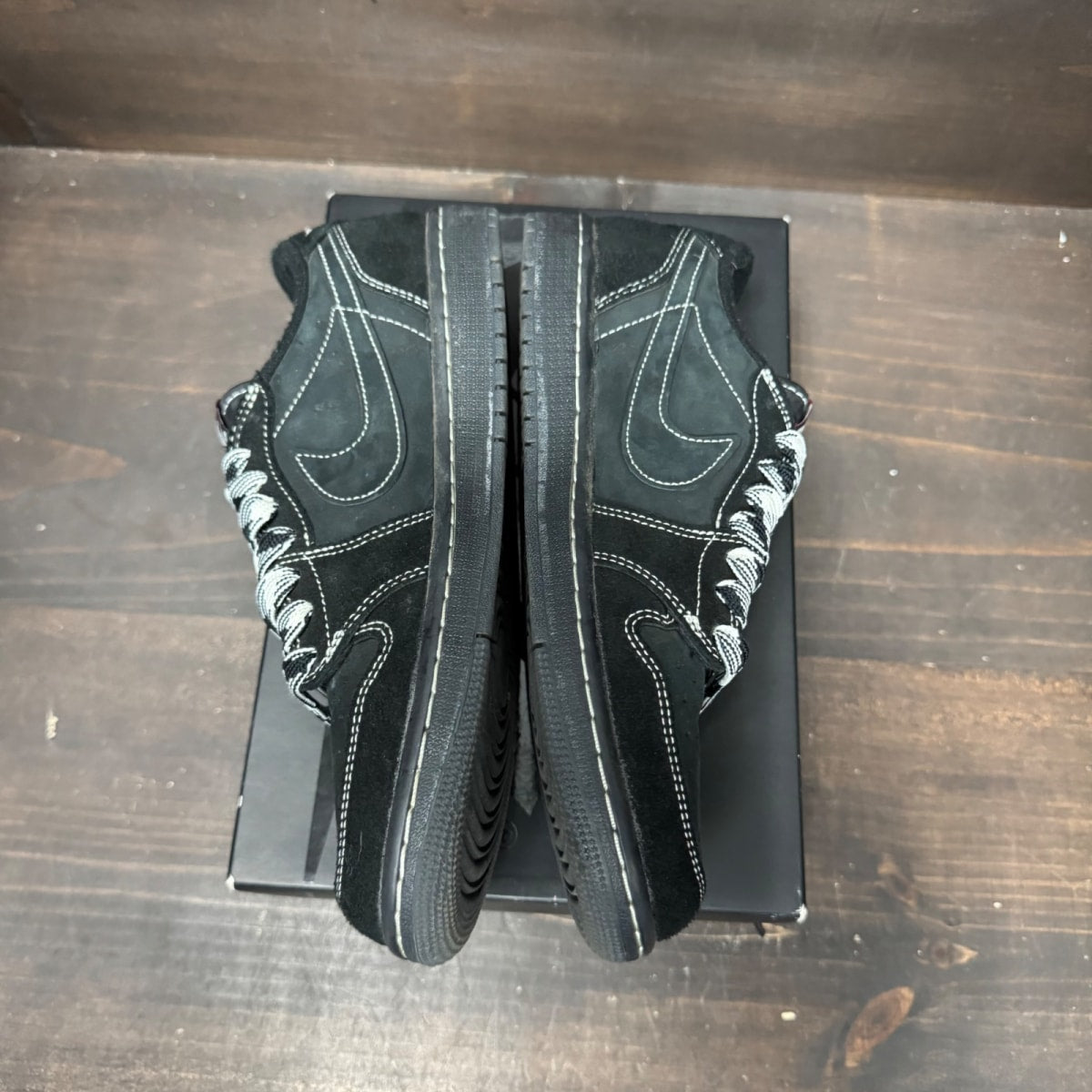 Jordan 1 Retro Low OG SP Travis Scott Black Phantom Size 8.5 (Pre-Owned) - tag