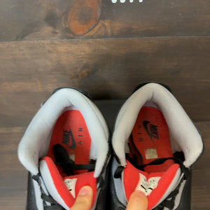 Jordan 3 Retro Black Cement (2018) Size 10.5 (Pre-Owned) - Image 4