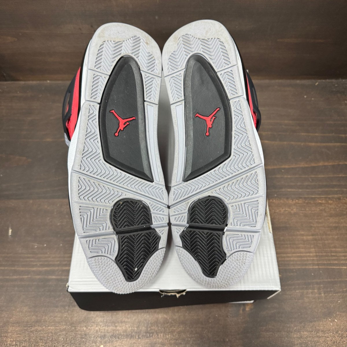 Jordan 4 Retro Toro Bravo (2026) - Image 6