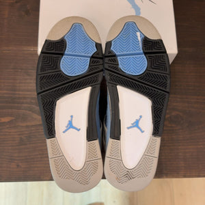 Jordan 4 Retro University Blue Size 8 (Pre-Owned) - aux