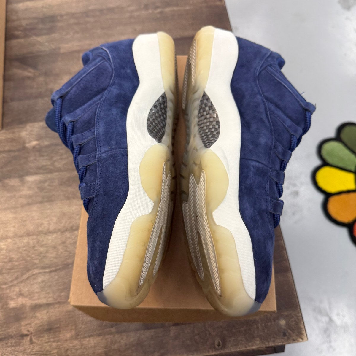 Jordan 11 Retro Low Derek Jeter RE2PECT - Image 3