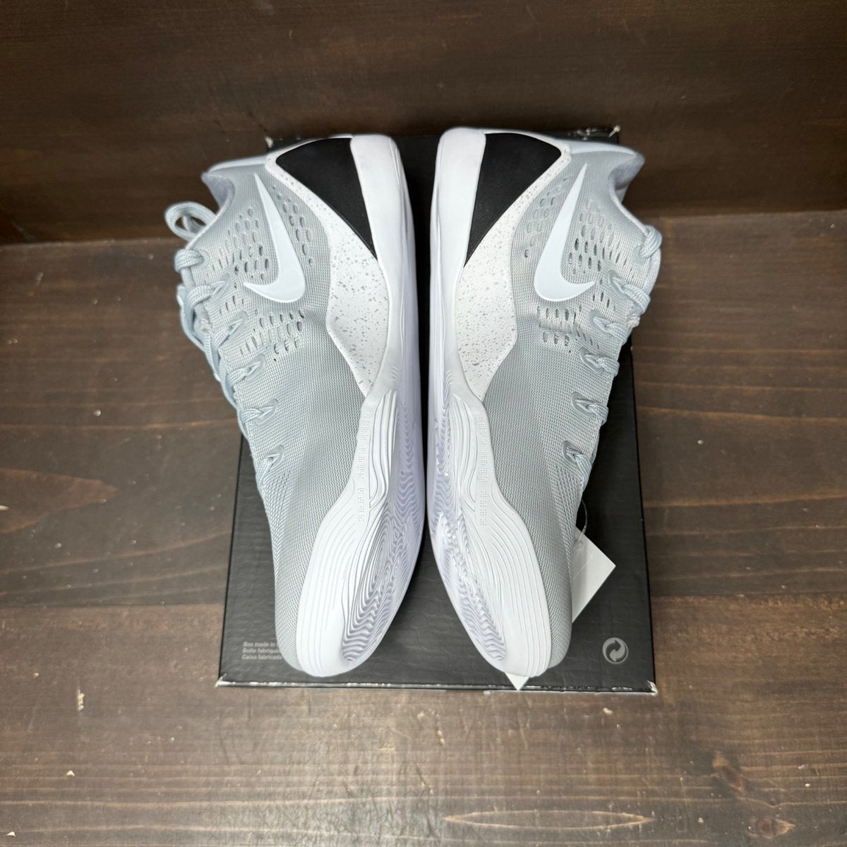 Nike Kobe 9 EM Low Protro TB Wolf Grey Size 9.5 - side