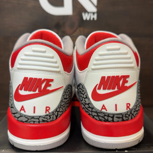 Jordan 3 Retro Fire Red (2022) - Image 4