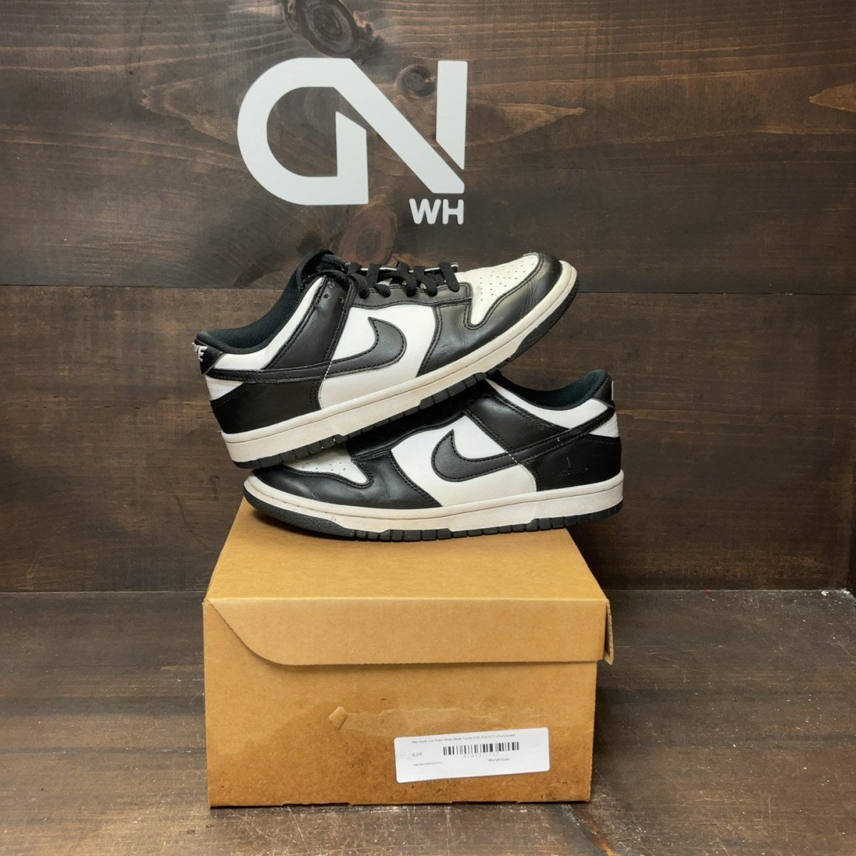 Nike Dunk Low Retro White Black Panda (GS) Size 6.5Y (Pre-Owned) - Image 1