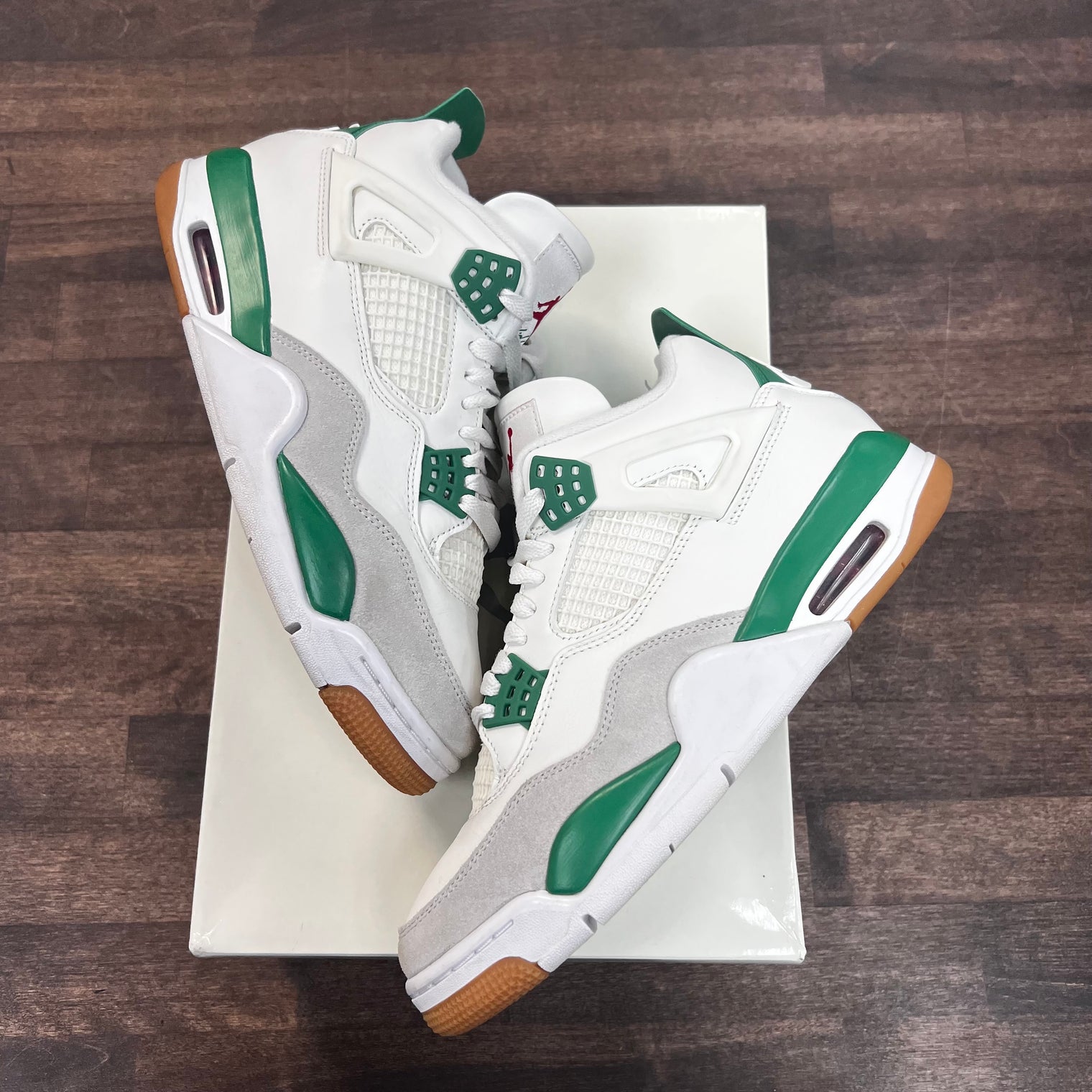 Pine Green Sb Jordan 4 (USED)