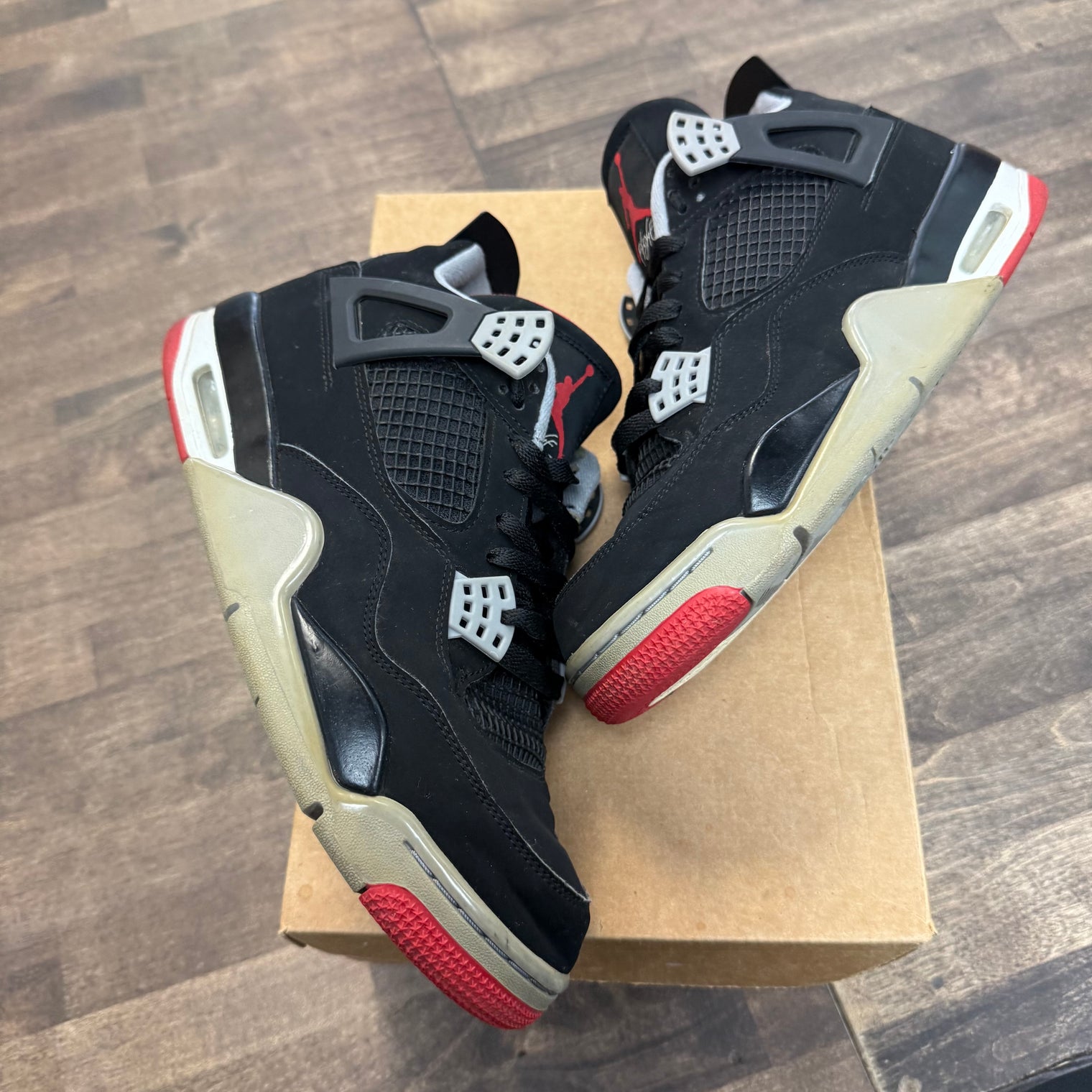 Bred Jordan 4 2019 (USED, No Box)