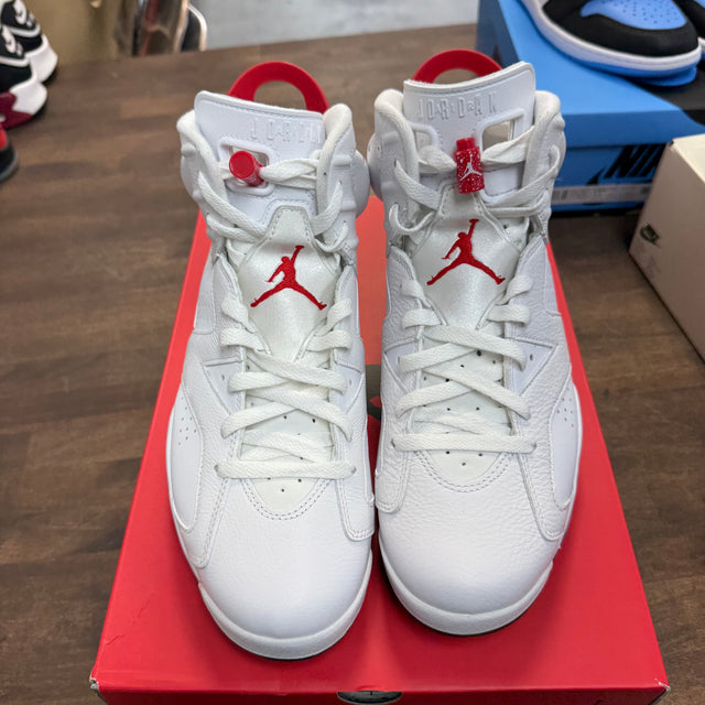 Red Oreo Jordan 6 (USED, Replacement Box)
