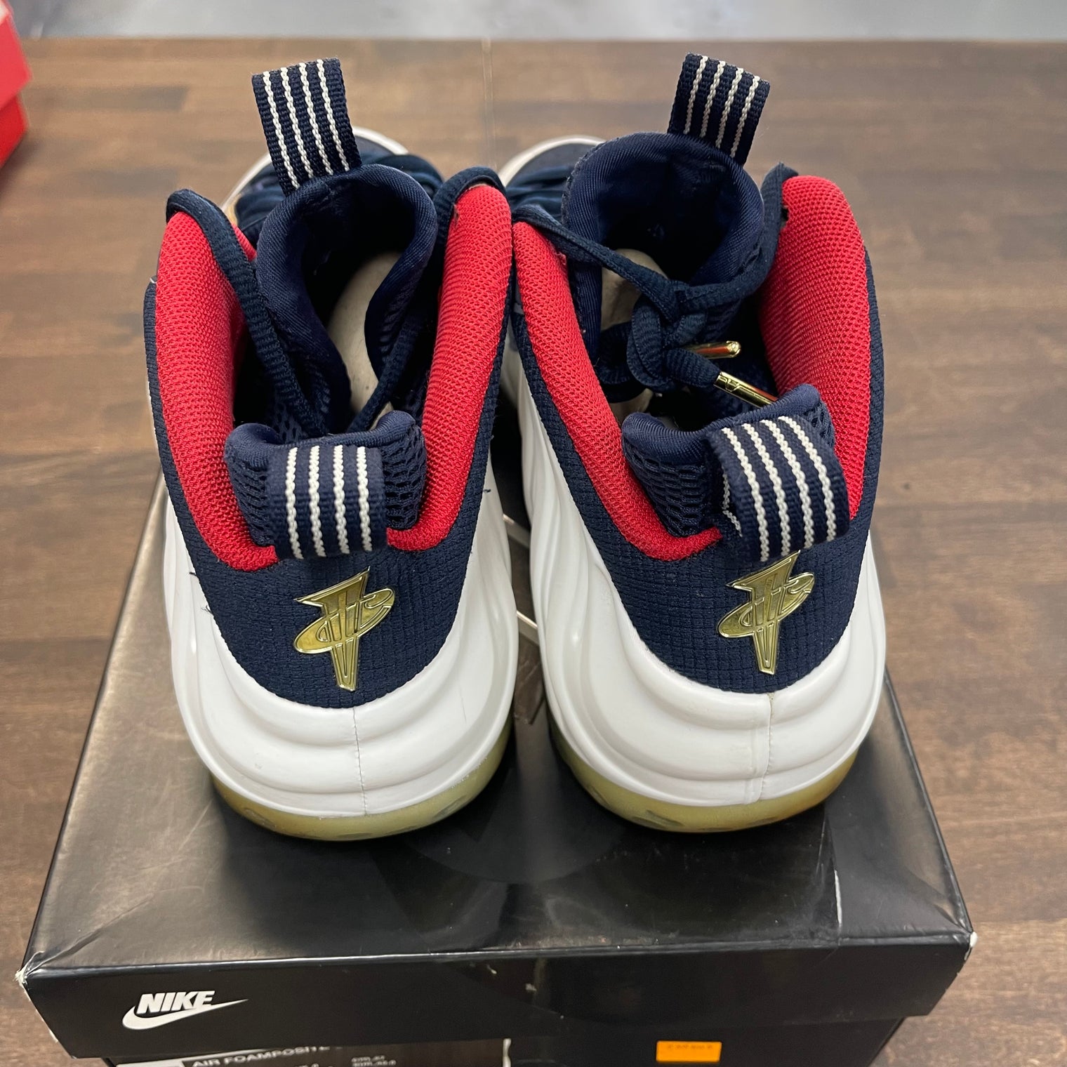 Olympic Nike Foamposite (USED)