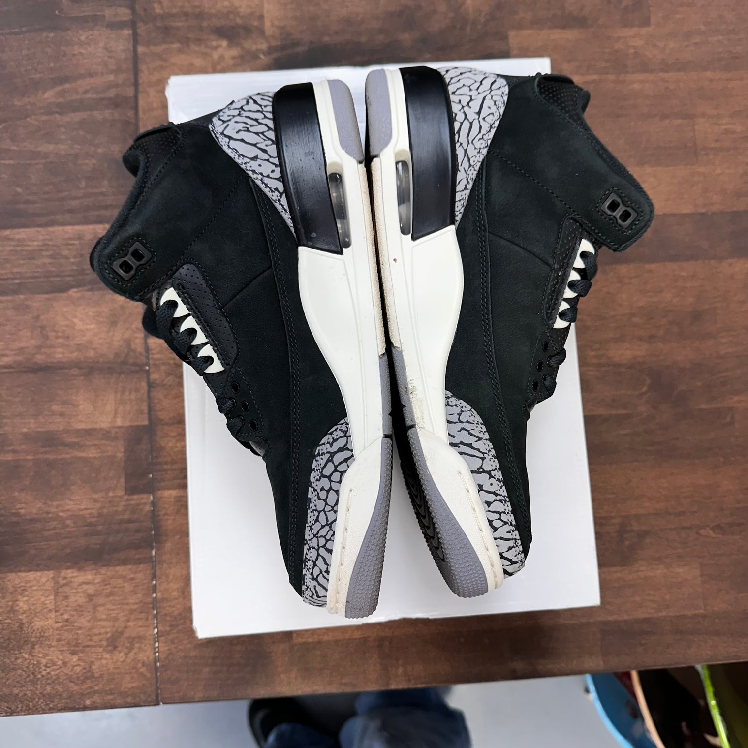 (W) Off Noir Jordan 3 Retro (USED)