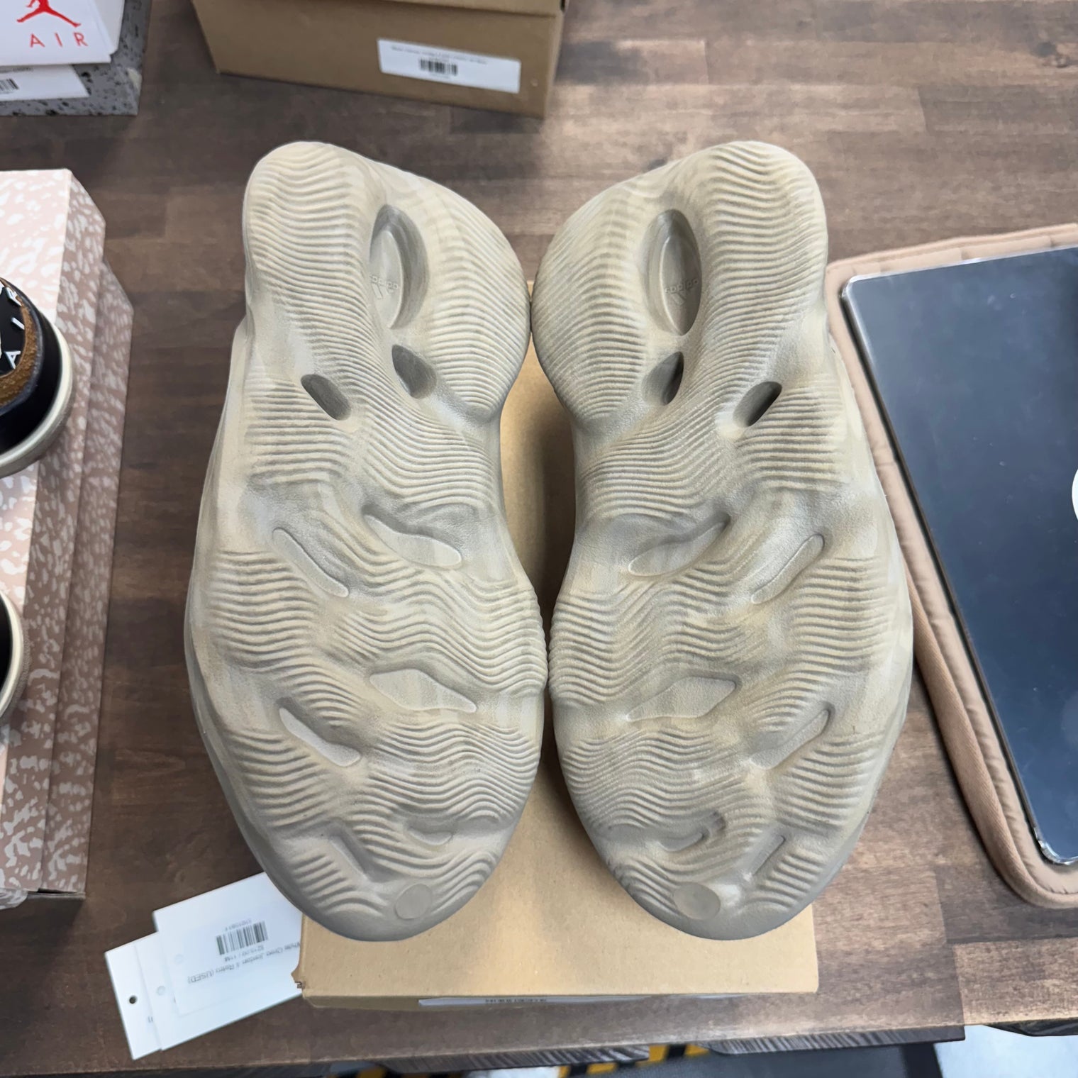 Desert Sage Yeezy Foam RNNR (USED)