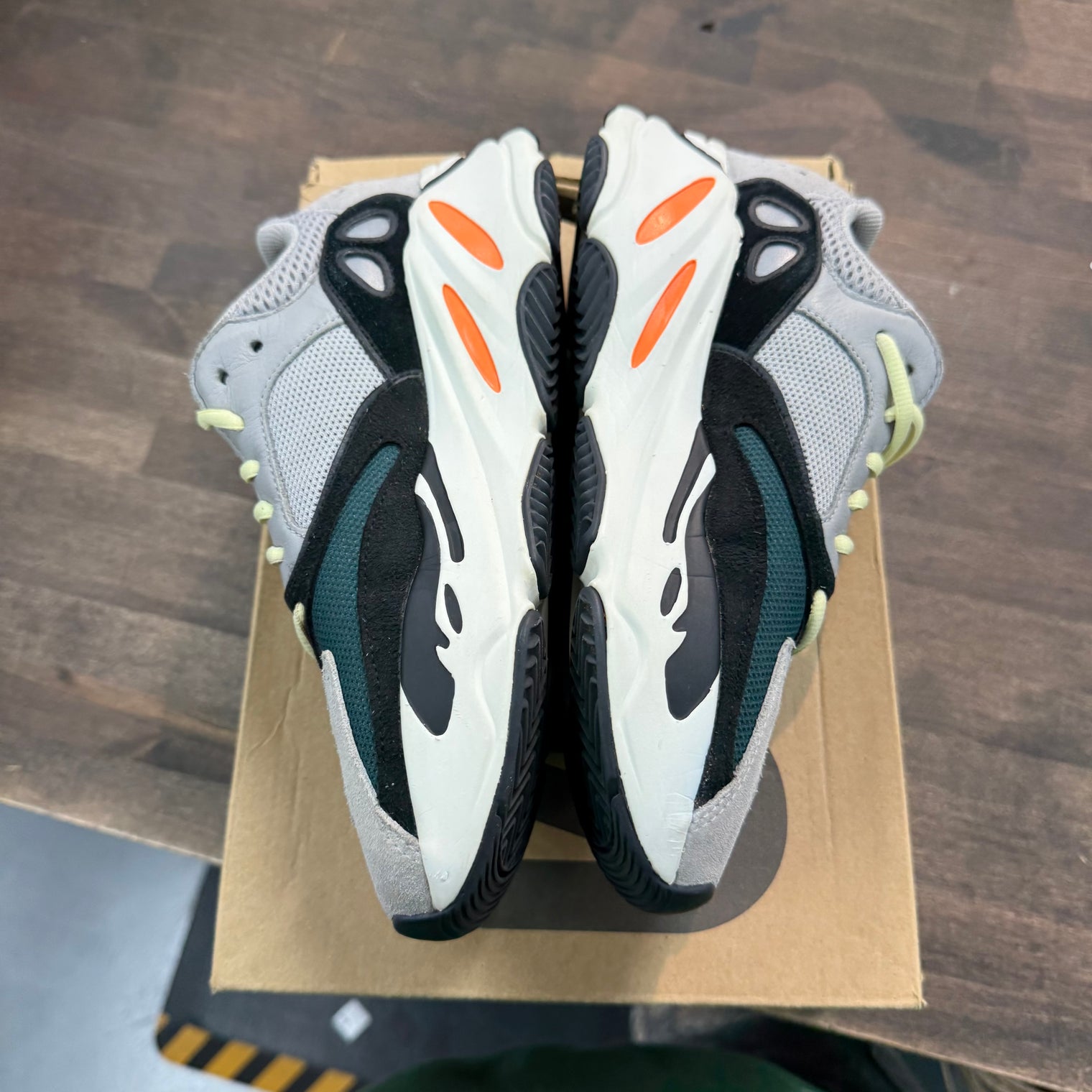 Wave Runner Yeezy 700 (USED)