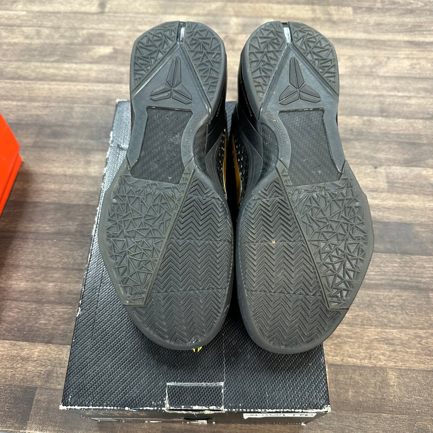 Elite (Away) Kobe 7 (USED)