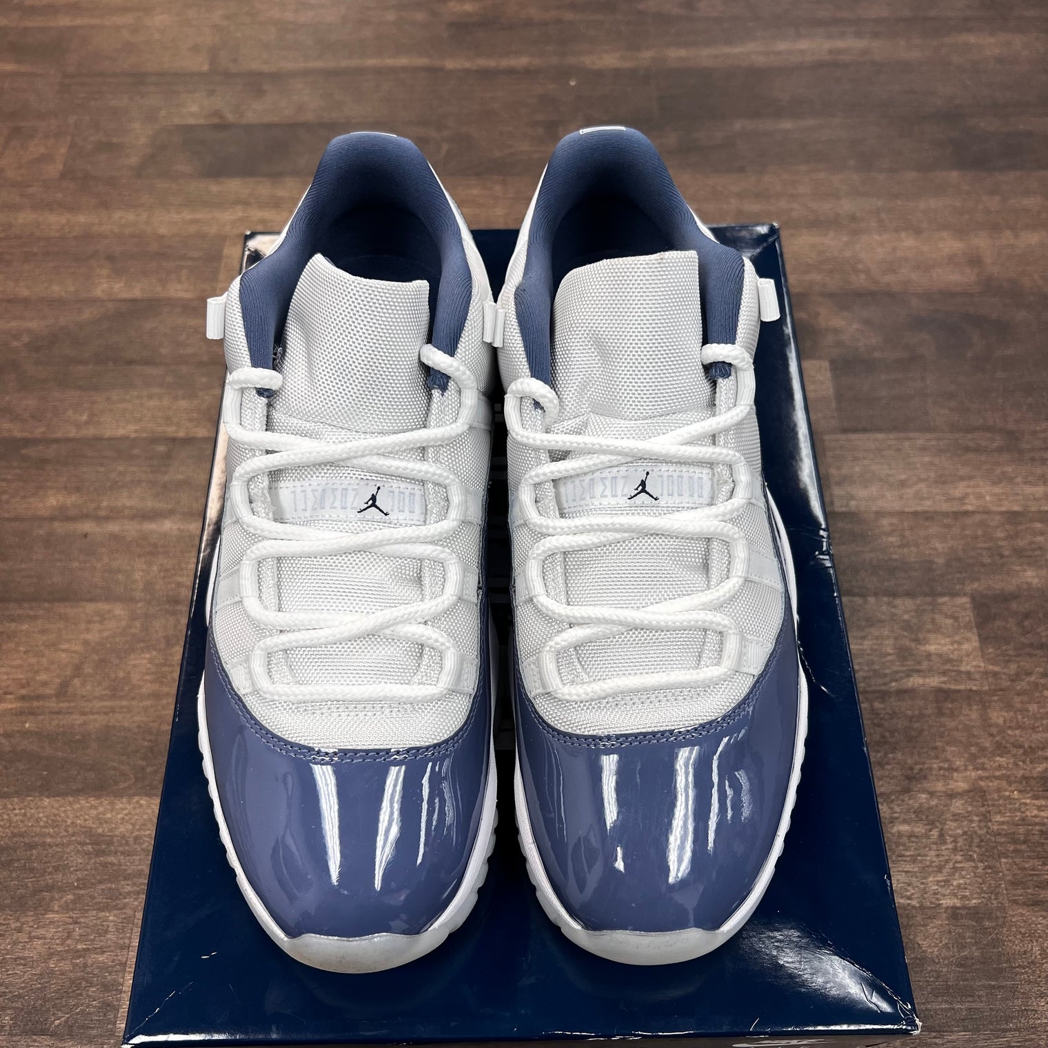 Diffused Blue Jordan 11 Low (USED)