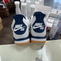 Navy Jordan 4 SB (USED)