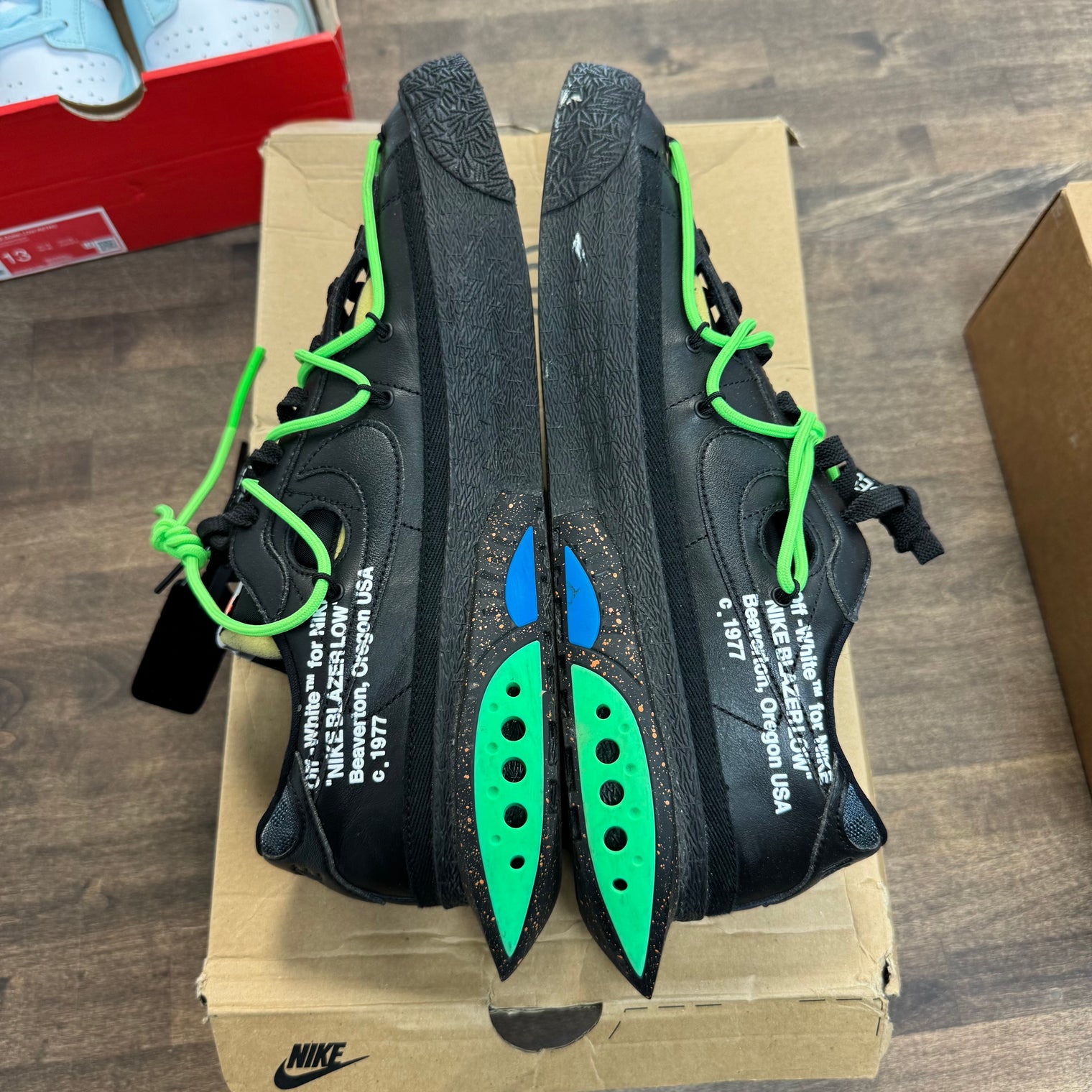 Off-White Black Electro Green Blazer Low (USED)
