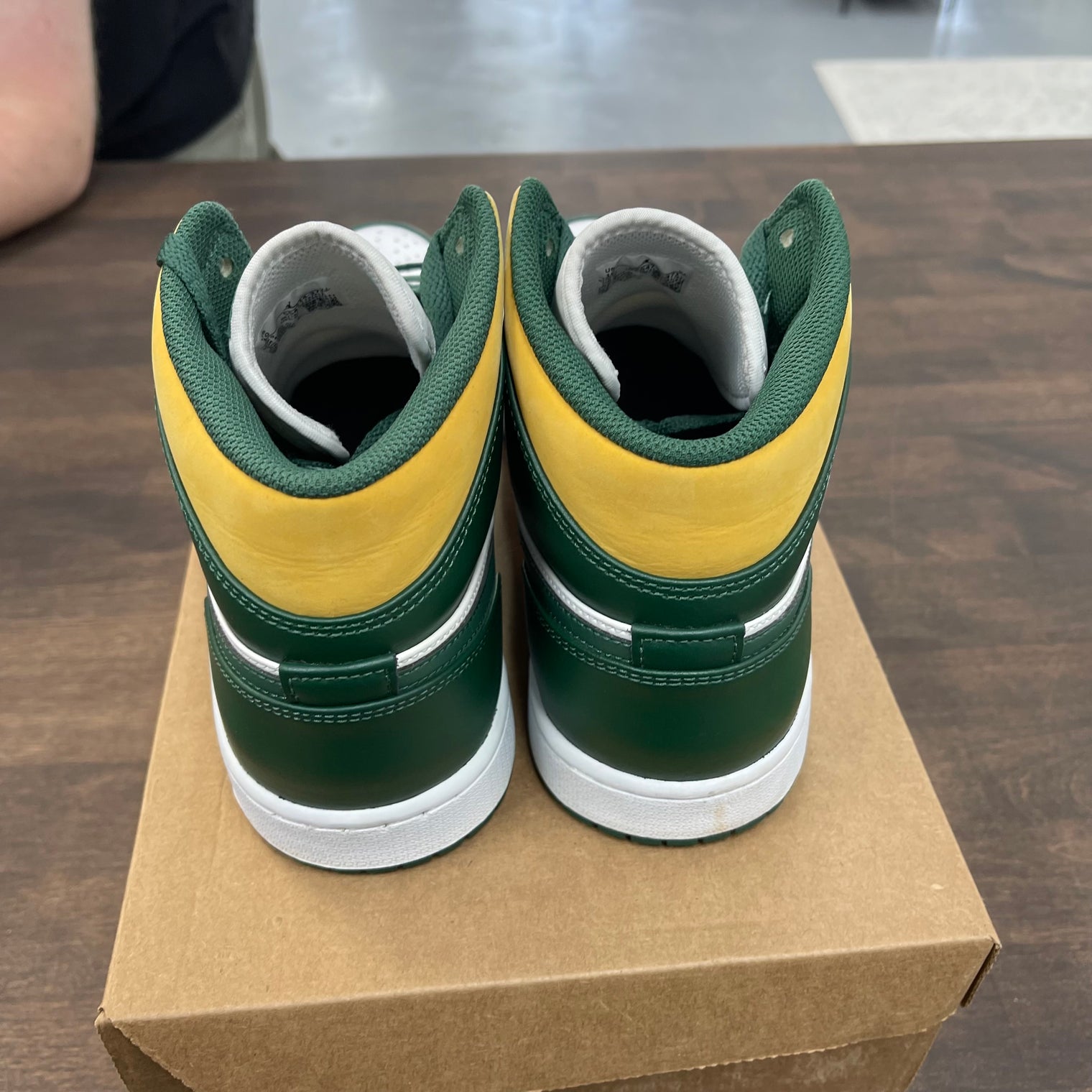 Sonics Jordan 1 Mid (2021) (USED,No Box)