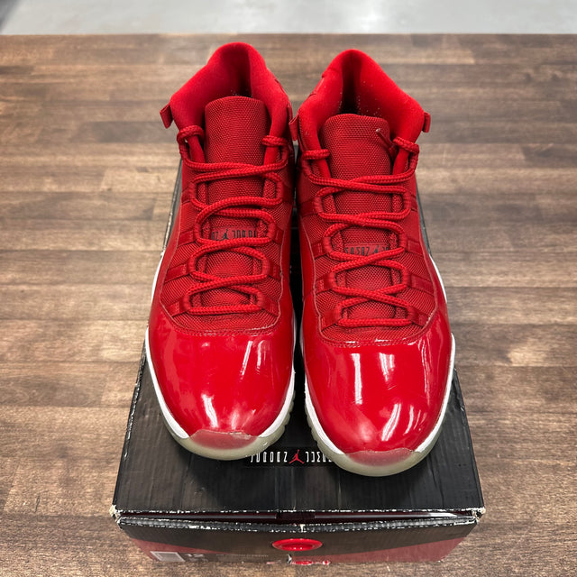 Win like 96 Jordan 11 (USED)