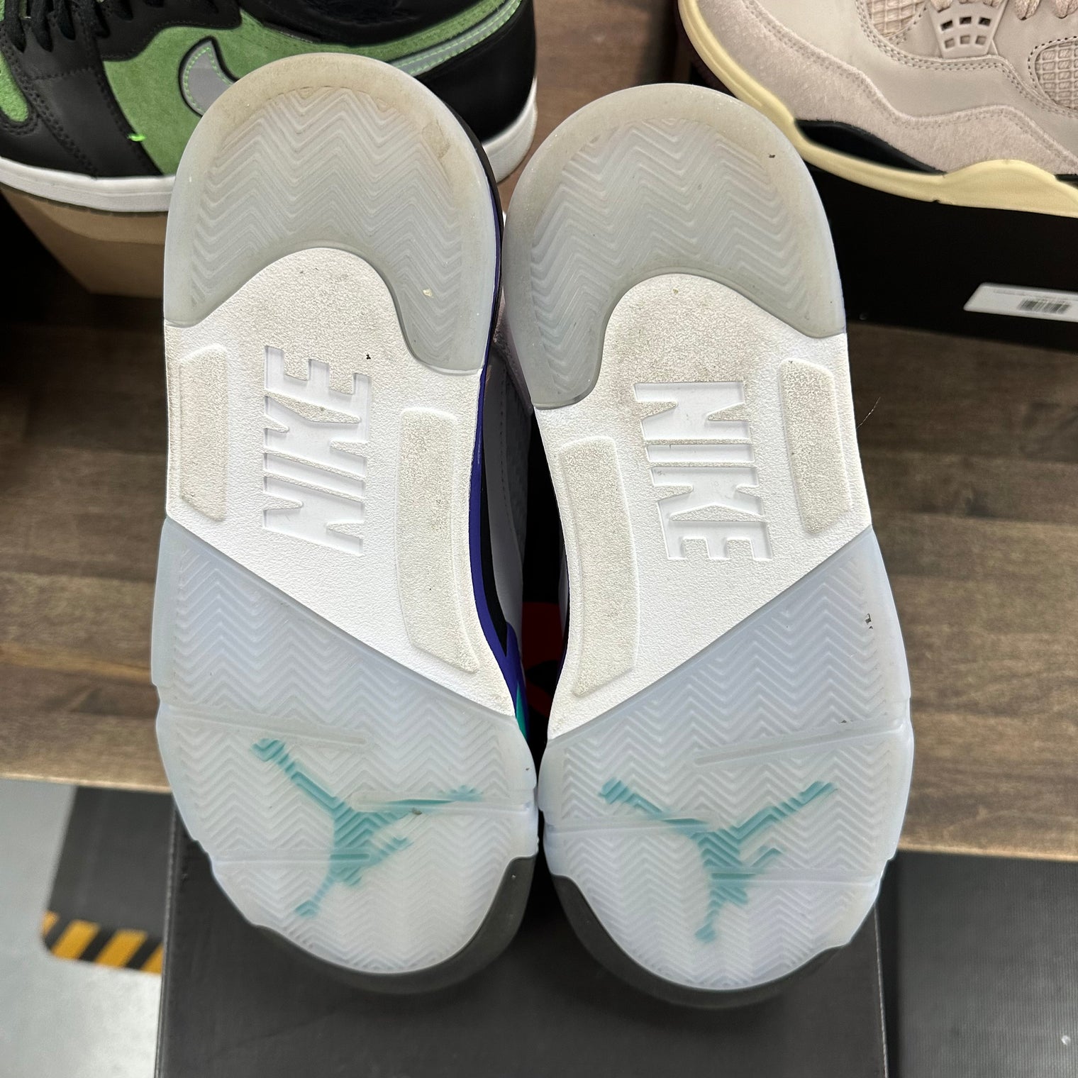 Grape Jordan 5 Retro (2025) (USED)