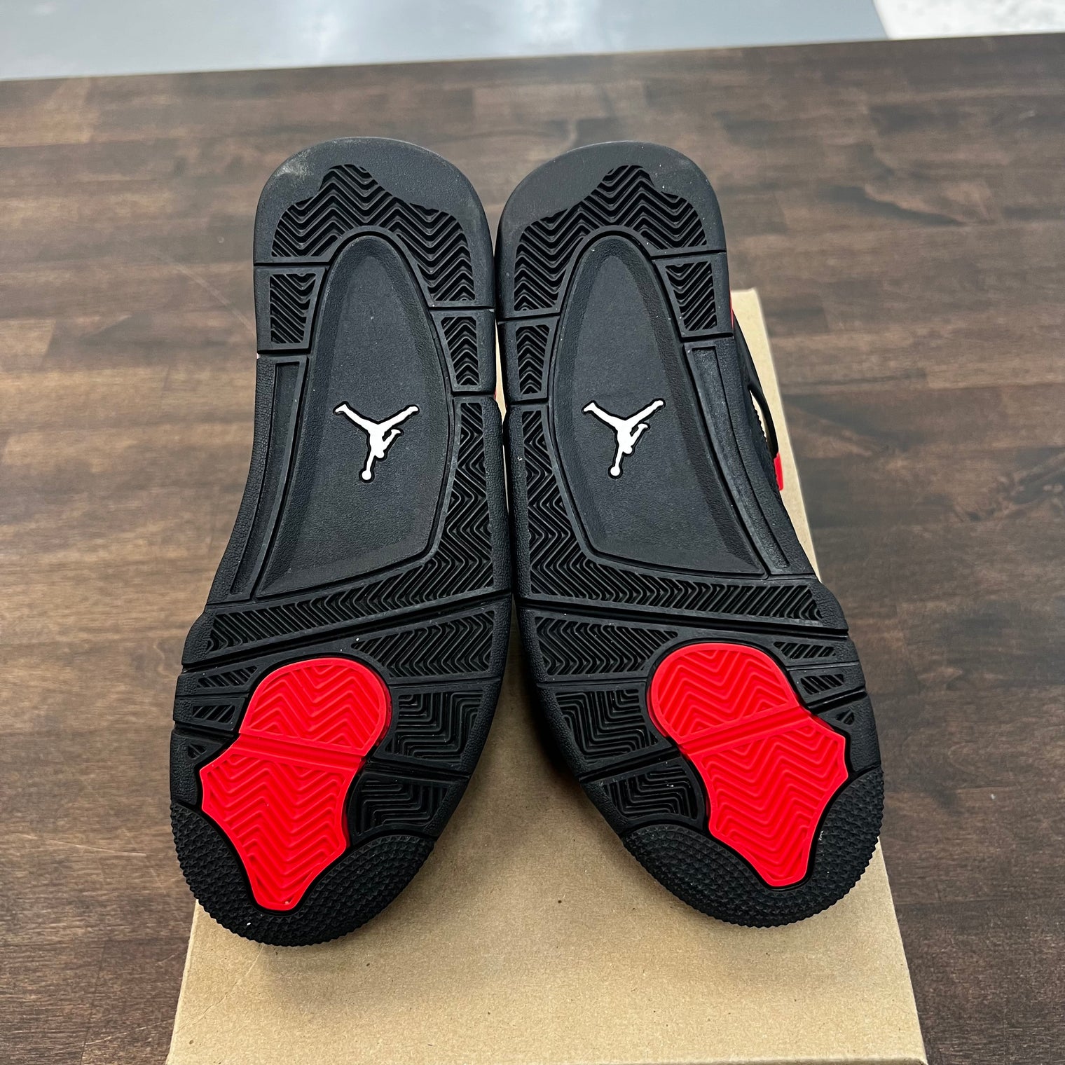 Nike GS Jordan 4 Red Thunder (USED NO BOX)
