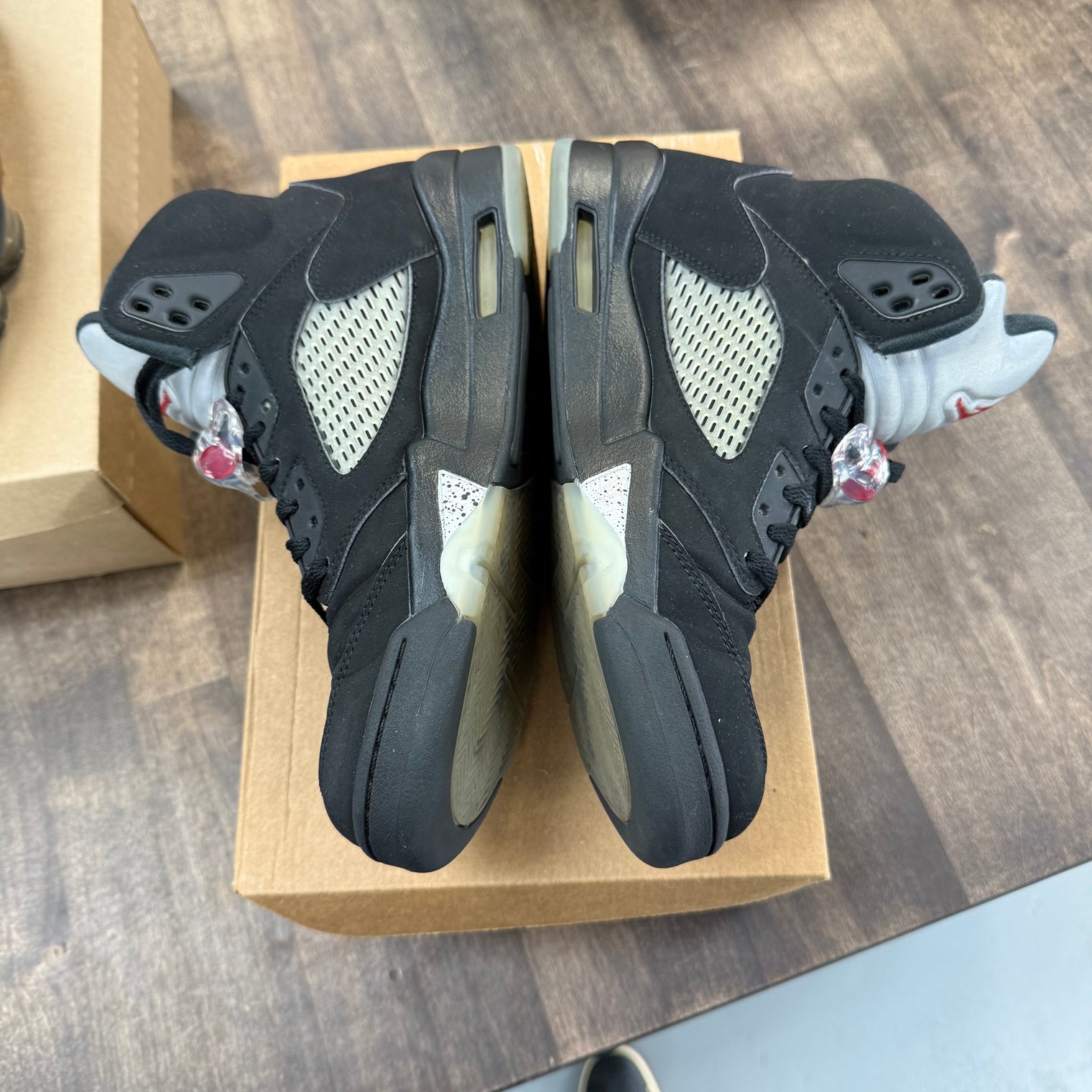 Black Metallic Jordan 5 (2016) (USED,No Box)