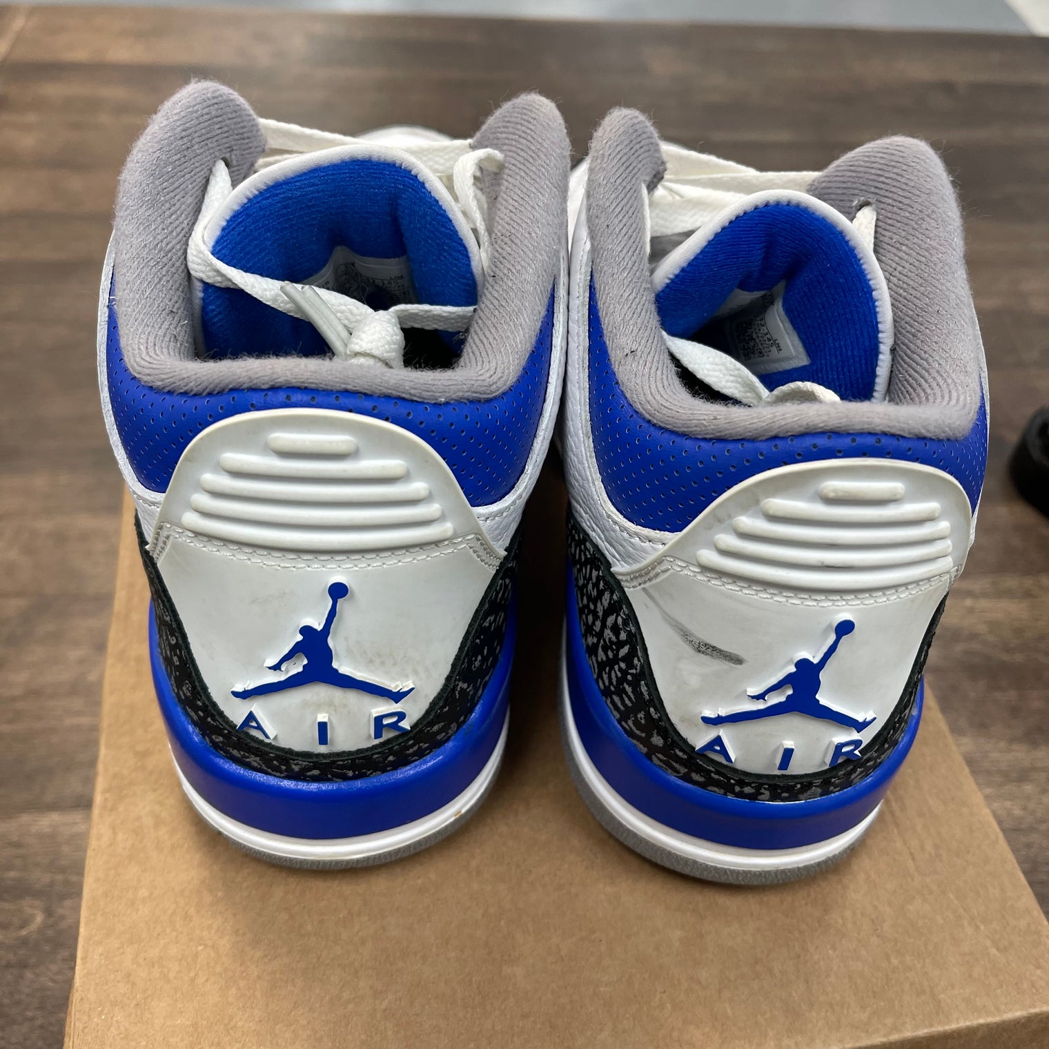 Racer Blue Jordan 3 (USED,No Box)