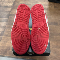 Gym Red Jordan 1 Low (USED)