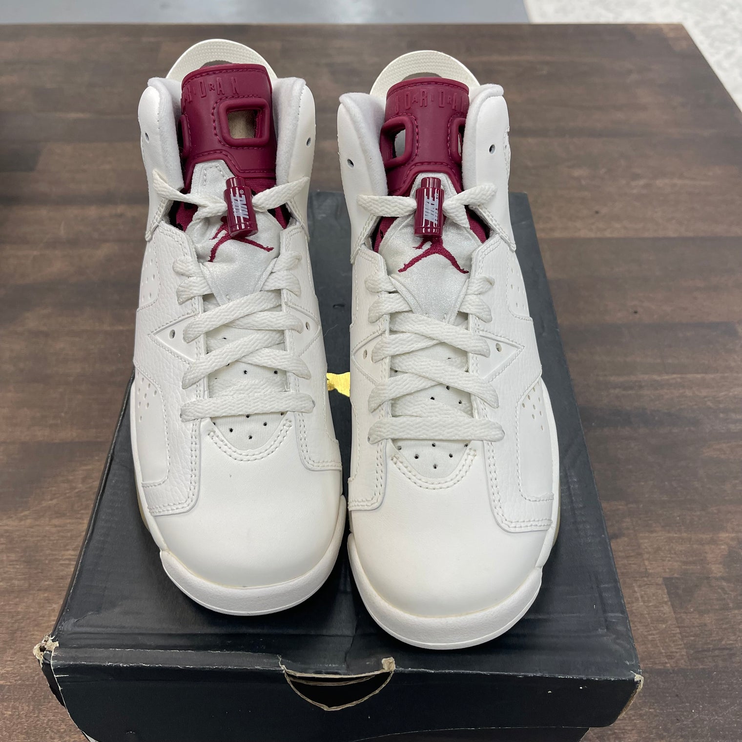 (GS) Maroon Jordan 6 (USED)